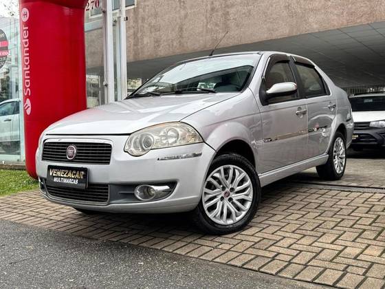 FIAT SIENA 1.8 MPI HLX 8V FLEX 4P MANUAL